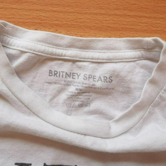 🎤 Britney Spears Photo Print Tee – Size M - Picture 2 of 3